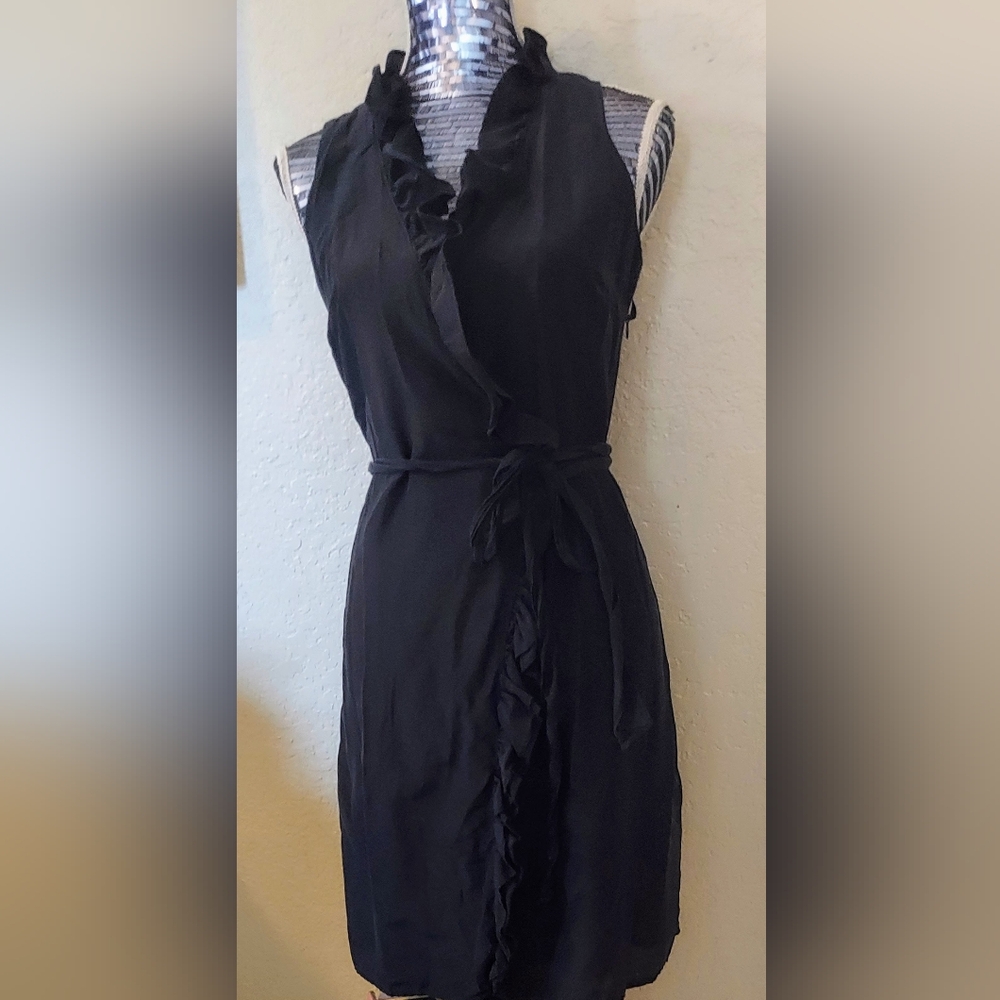 Ann Taylor LOFT Crisp cotton and silk, dress. Size 12.